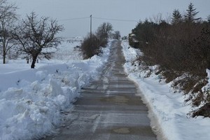 Strada di campagna neve Andria