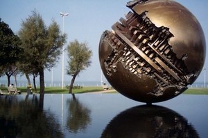 Opera di Arnaldo Pomodoro