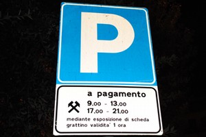 Cartello parcheggio