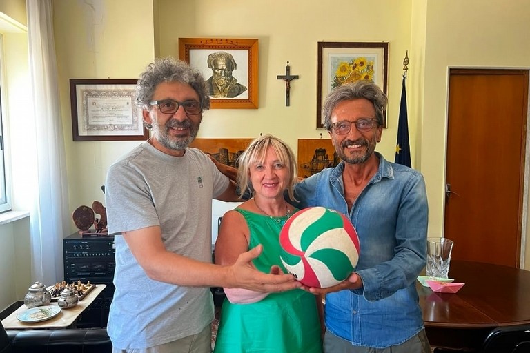 Istituto Comprensivo Statale “G.Verdi – P. Cafaro": "Un programma scolastico illuminato"