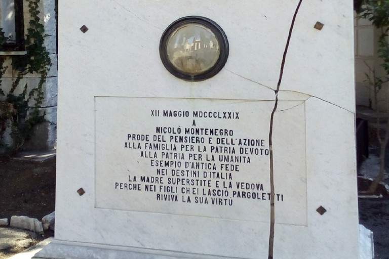 Monumento funebre a Niccolò Montenegro