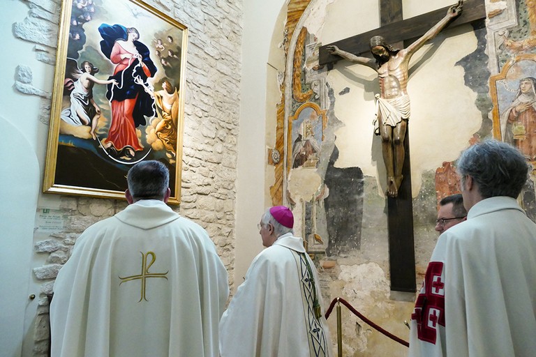 Celebrato il terzo anniversario dell’intronizzazione della “Madonna che scioglie i nodi”. <span>Foto Riccardo Di Pietro</span>