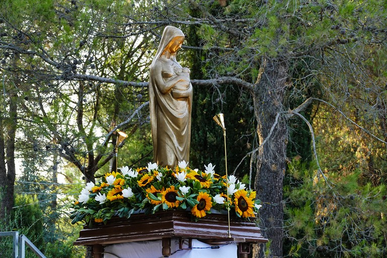 Devozione Mariana, festa di Santa Maria al Monte ai piedi del maniero federiciano. <span>Foto Riccardo Di Pietro</span>