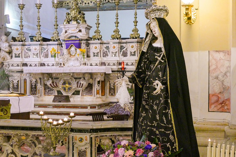 Venerazione della “Madonna Desolata”. <span>Foto Riccardo Di Pietro</span>