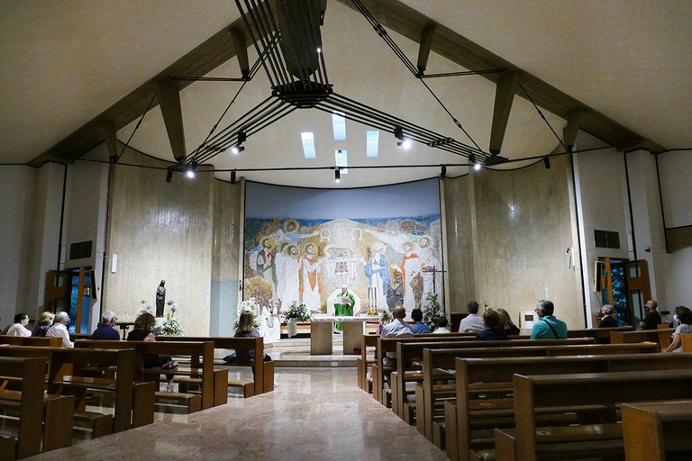 In festa la comunità di San Luigi a Castel del Monte. <span>Foto Riccardo Di Pietro</span>