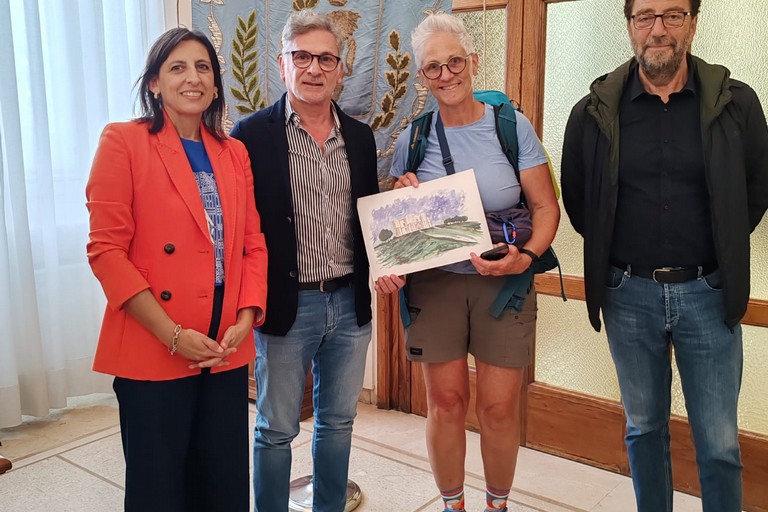 pellegrina del Quebec in viaggio sulla via Francigena