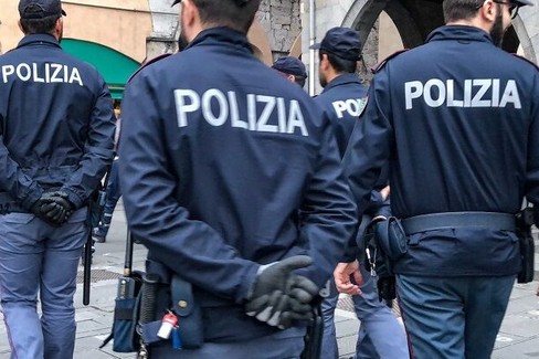 polizia negli stadi