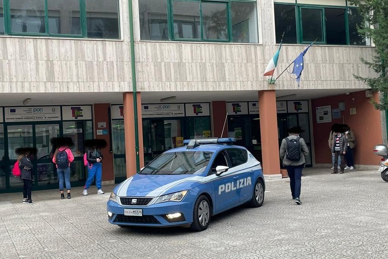 controlli della Polizia di Stato