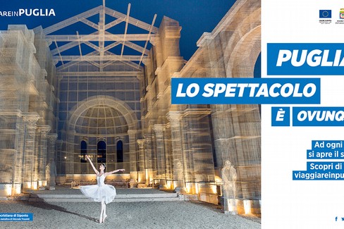 Puglia, lo spettacolo è ovunque