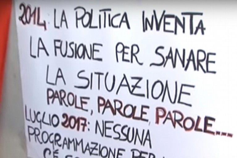 Cartellone protesta Patto