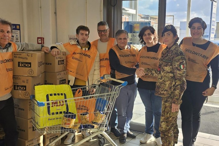 Esercito in supporto alla Colletta Alimentare 2024