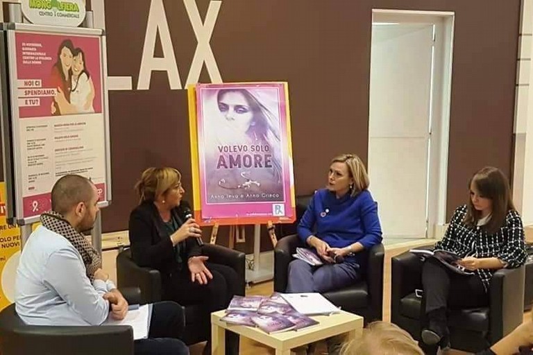 Presentazione libro di Anna Ieva