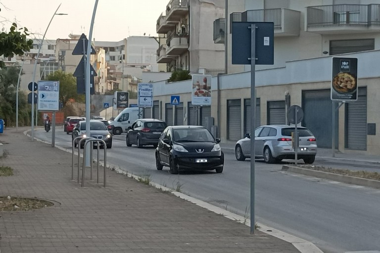 Riapre al traffico veicolare via Bisceglie, poco prima delle ore 20, dopo i lavori iniziati lo scorso 26 giugno