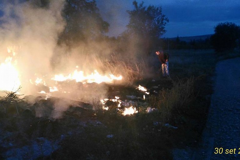 incendio di rifiuti