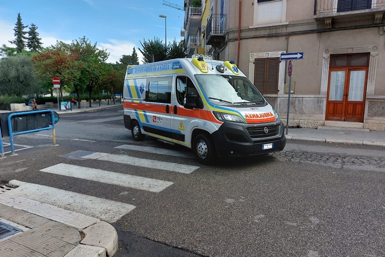 ambulanza servizio 118