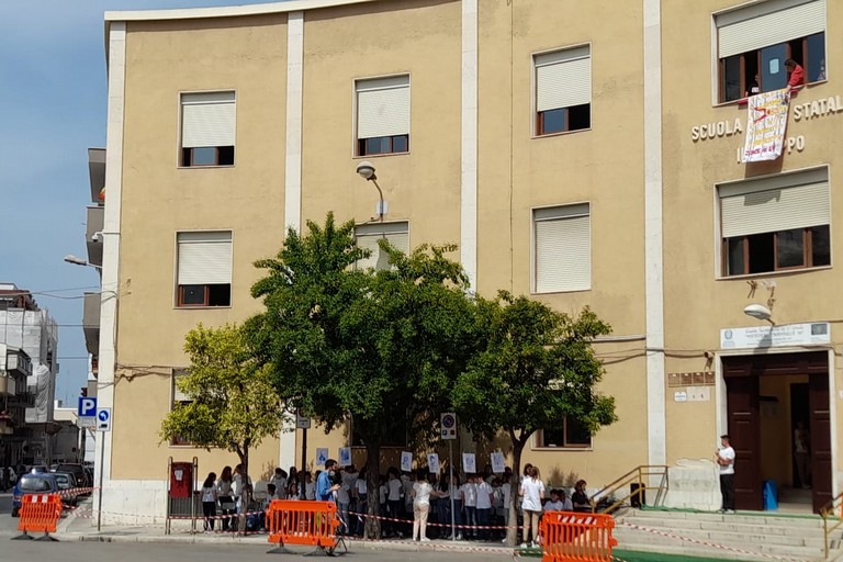 La scuola “Vittorio Emanuele III-Dante Alighieri” commemora la strage di Capaci