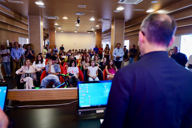 Sicurezza stradale, “La strada non è una giungla”: premiati gli studenti del Colasanto di Andria