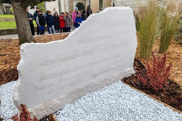 Stele in memoria delle Vittime del Covid al Cimitero