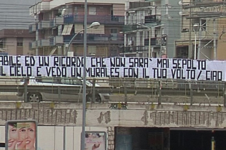 Striscione gruppo erotico