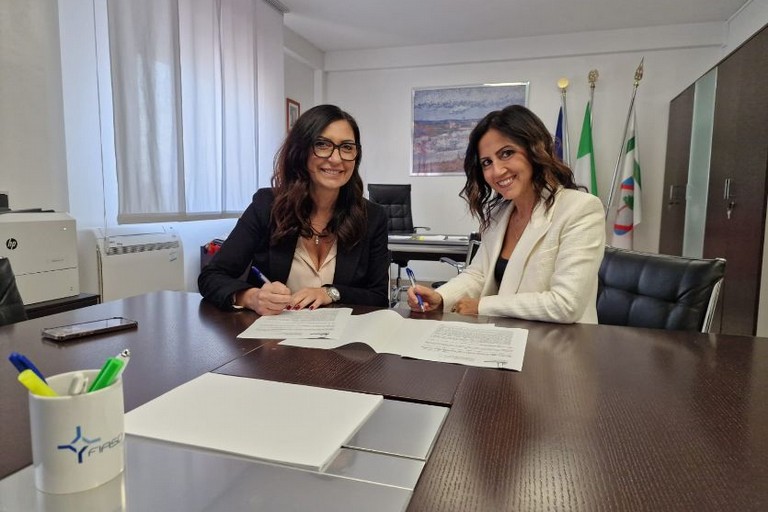 da sx la Dg Tiziana Dimatteo e la dott.ssa Tiziana Piccolo