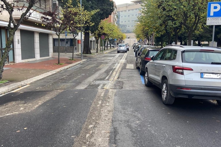 Traffico su via XXIV Maggio