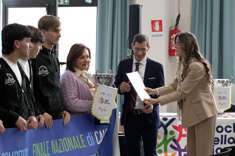 Eccellenze Sportive Scolastiche: La BAT celebra i suoi campioni all'auditorium del Liceo "Carlo Troya"
