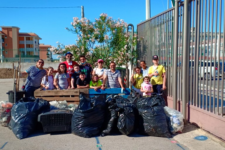 Nuova azione di clean up nel quartiere San Valentino