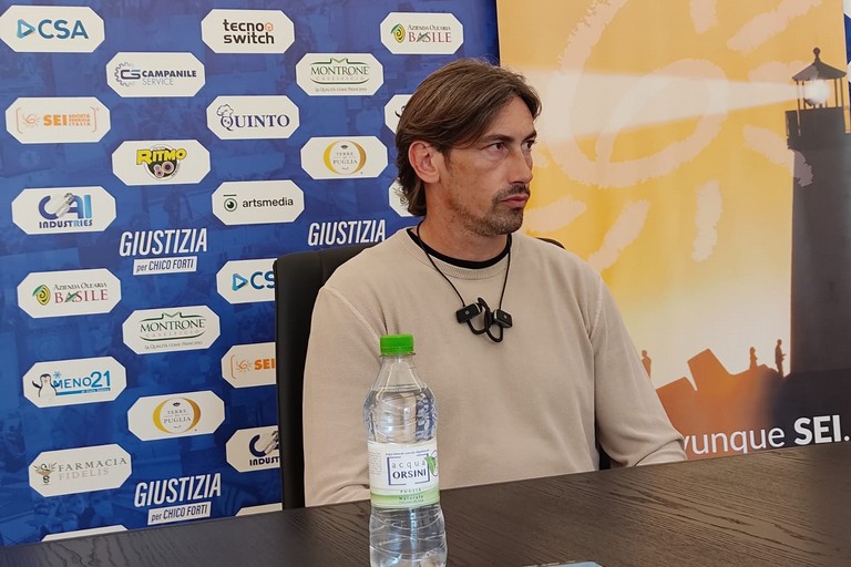 Luigi Panarelli, allenatore Fidelis Andria. <span>Foto Antonio D'Oria</span>