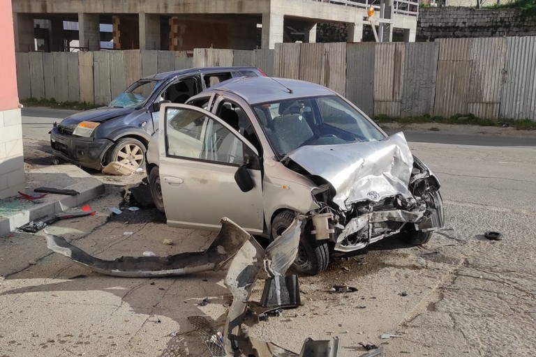 Incidente stradale in Via Santa Maria dei Miracoli