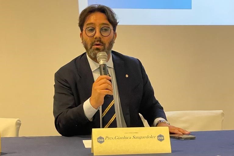 Gianluca Sanguedolce, Dirigente UNAI Bat