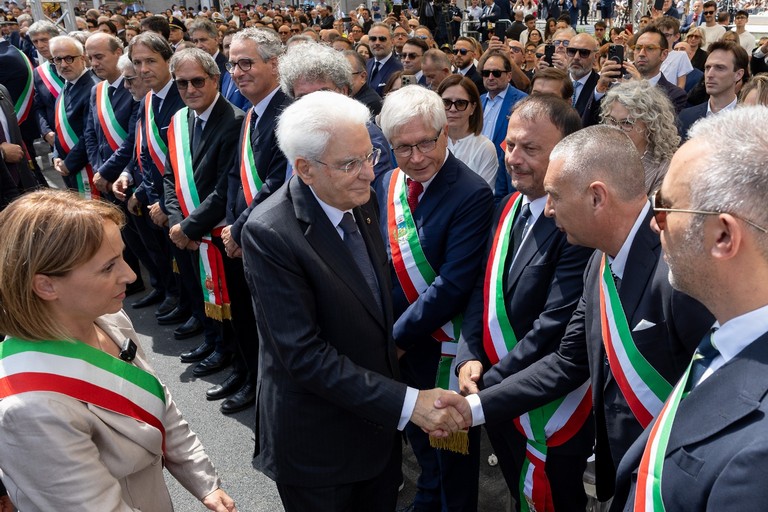 Dieci anni dalla tragedia ferroviaria Andria-Corato: alla commemorazione presenti i sindaci pugliesi